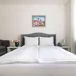 Prague Serenity Suites And Apartments